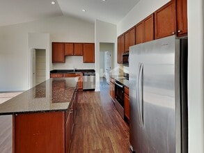 337 Karst Cir in Ashville, OH - Building Photo - Building Photo