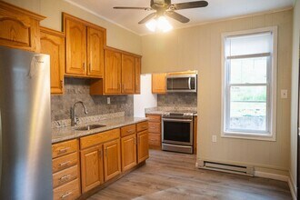 319 First St in Slatington, PA - Building Photo - Building Photo