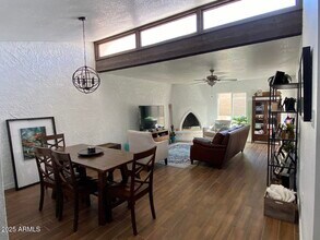 5100 N Miller Rd in Scottsdale, AZ - Building Photo - Building Photo