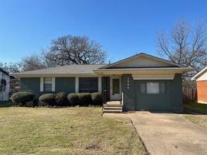 1906 Mercedes Rd in Denton, TX - Building Photo - Building Photo