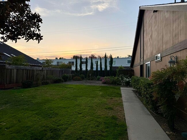 10191 Yoshino Pl in Cupertino, CA - Building Photo - Building Photo