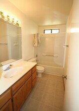 9085 Hamatani Ct in Elk Grove, CA - Building Photo - Building Photo