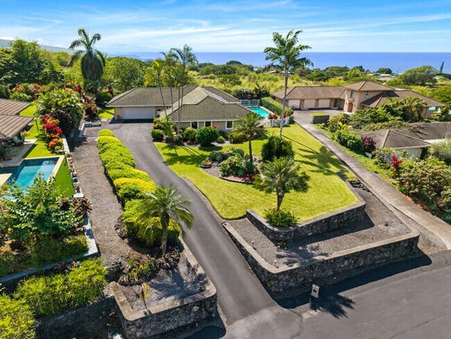 75-5614-R Hienaloli Rd in Kailua Kona, HI - Building Photo - Building Photo