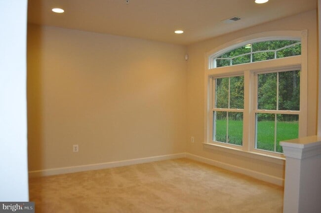 346 White Ash Pl in Gaithersburg, MD - Building Photo - Building Photo