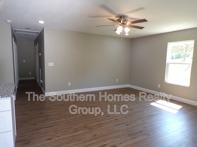 533 Anton St in Athens, TN - Building Photo - Building Photo