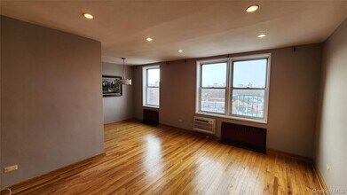 2580 Ocean Pkwy in Brooklyn, NY - Building Photo - Building Photo