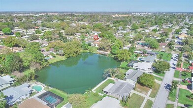 6524 Hillside Ave in Seminole, FL - Building Photo - Building Photo