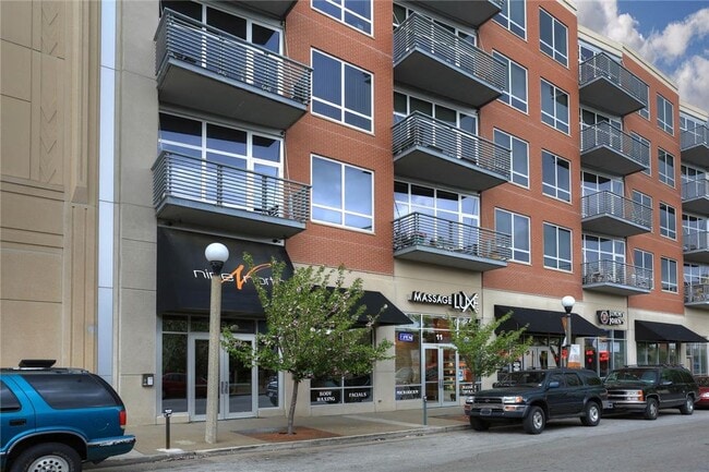 property at 9 N Euclid Ave