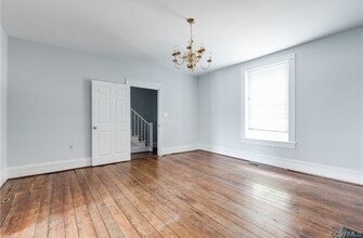 706 W Clay St in Richmond, VA - Foto de edificio - Building Photo