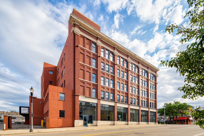 The Arbaugh in Lansing, MI - Foto de edificio - Building Photo