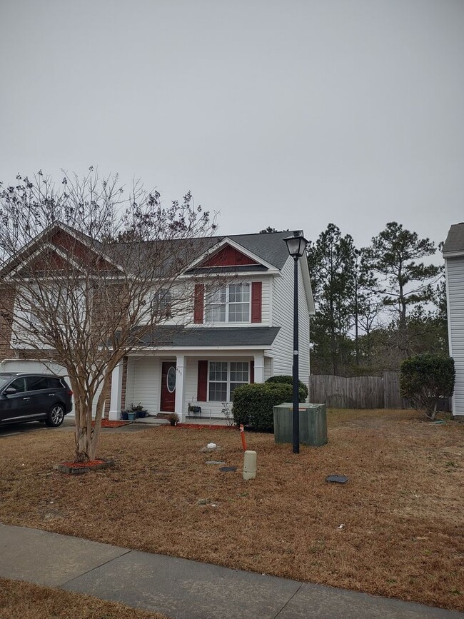 property at 433 Dukes Hill Rd