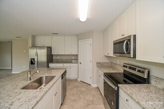 11328 John Rutledge Pl in Jacksonville, FL - Building Photo - Building Photo