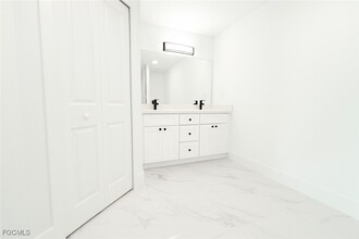 717 NW 19th Terrace in Cape Coral, FL - Building Photo - Building Photo