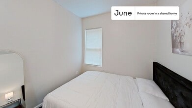 Private bedroom in 3 bed/1 bath Home in Cambridge, MA - Building Photo - Building Photo