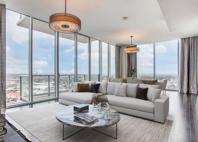 property at 610 E Market St