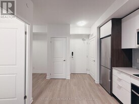 543 Richmond St W in Toronto, ON - Building Photo