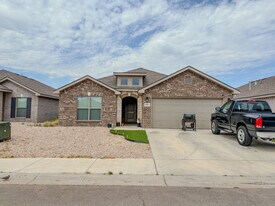 2022 Kenwood Ave in Lubbock, TX - Building Photo