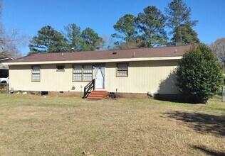 1122 Barwin Dr in Fayetteville, NC - Building Photo - Building Photo