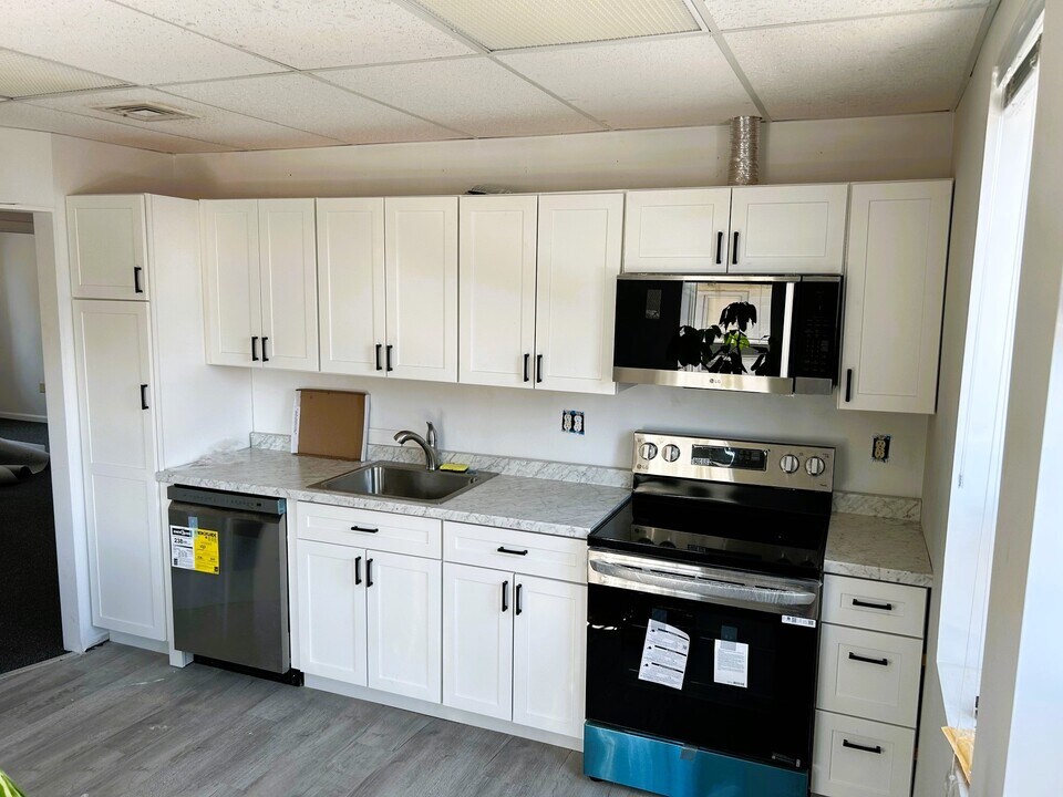 829 Main St, Unit 2nd Floor in Hackensack, NJ - Foto de edificio