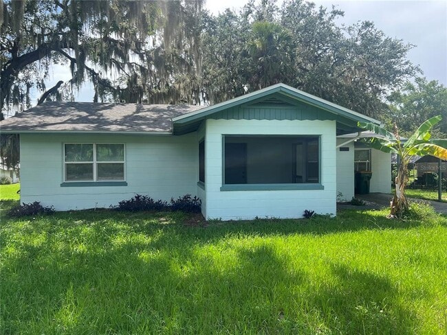 property at 711 S Clayton St