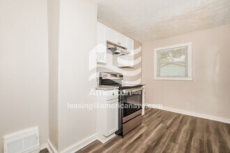 128 Hollinger Ave in Akron, OH - Building Photo - Building Photo