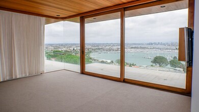 711 Armada Terrace in San Diego, CA - Building Photo - Building Photo