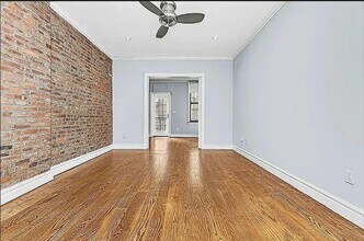 345 W 53rd St in New York, NY - Building Photo - Building Photo