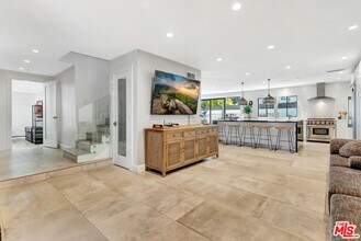 6324 Geyser Ave in Los Angeles, CA - Building Photo - Building Photo