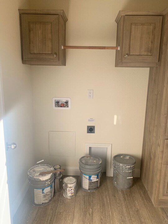 665 Memorial Way in Paradise, CA - Building Photo