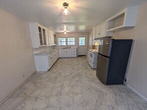 475 Mitchell St in Sour Lake, TX - Building Photo - Building Photo