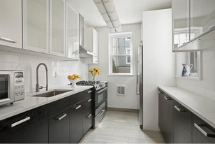 50 PPSW in Brooklyn, NY - Building Photo - Interior Photo