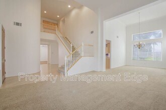 32555 Favara Dr in Temecula, CA - Building Photo - Building Photo