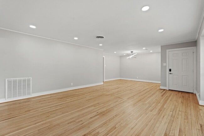 property at 5451 Redstart St