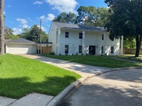 25614 Pecan Valley Cir in Spring, TX - Foto de edificio - Building Photo