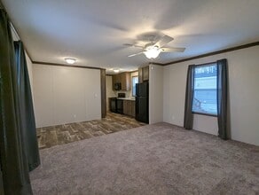 398 Nevada in Belleville, MI - Building Photo - Building Photo