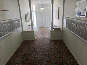 2200 NE 66th St in Fort Lauderdale, FL - Building Photo - Building Photo