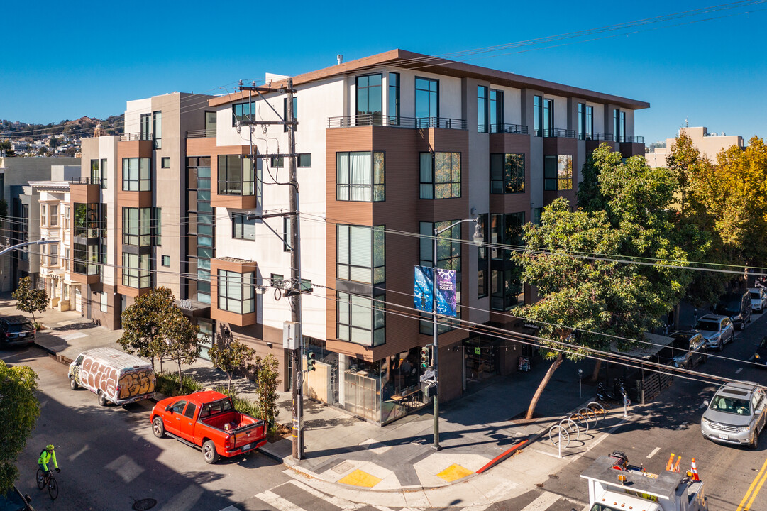 798 Valencia St in San Francisco, CA - Building Photo