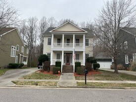 330 Preservation Reach in Chesapeake, VA - Building Photo