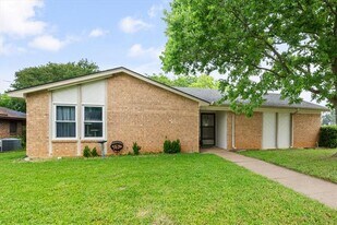709 Prairie View Dr in Mansfield, TX - Building Photo
