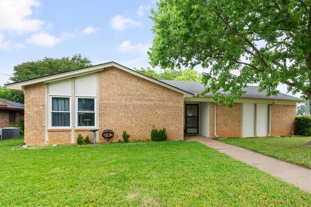 property at 709 Prairie View Dr