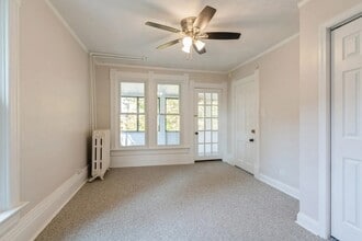 6867 N Ottawa Ave in Chicago, IL - Building Photo - Building Photo