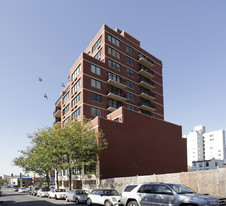 255 1st St in Brooklyn, NY - Foto de edificio - Building Photo