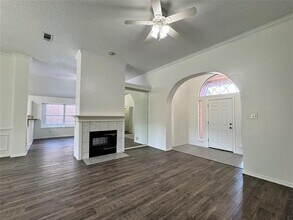 3614 Parkmead Dr in Arlington, TX - Building Photo - Building Photo