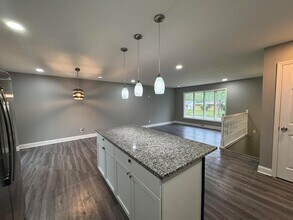 541 W 67th Ln in Merrillville, IN - Building Photo - Building Photo