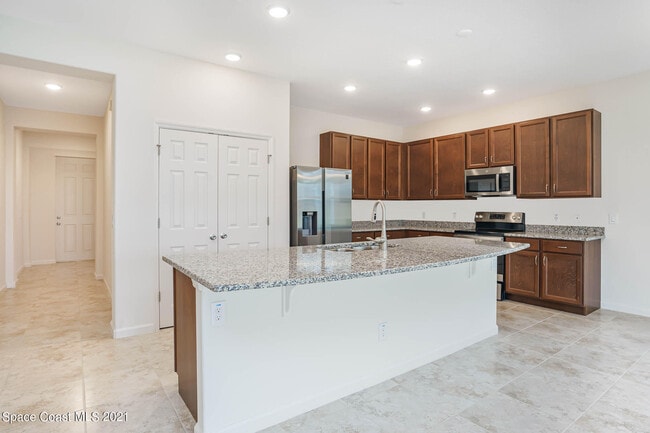 730 Boughton Way in West Melbourne, FL - Building Photo - Building Photo