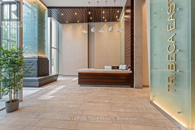 40 Nepean St in Ottawa, ON - Building Photo - Building Photo