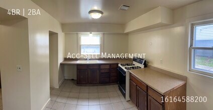 530 Hall St SE in Grand Rapids, MI - Building Photo - Building Photo