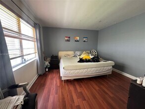 7747 SW 86th St in Miami, FL - Building Photo - Building Photo