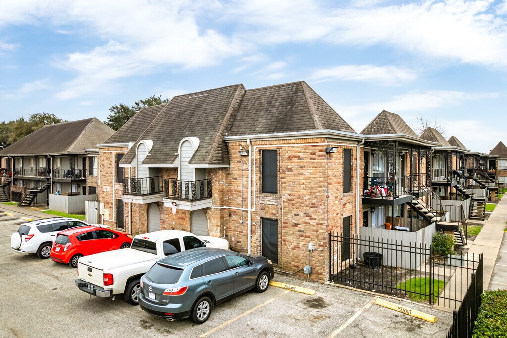 Napoleon Square Apartments Houston, TX Apartments For Rent