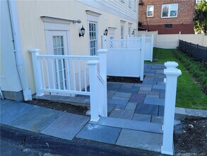 128 East Ave in Norwalk, CT - Building Photo - Building Photo